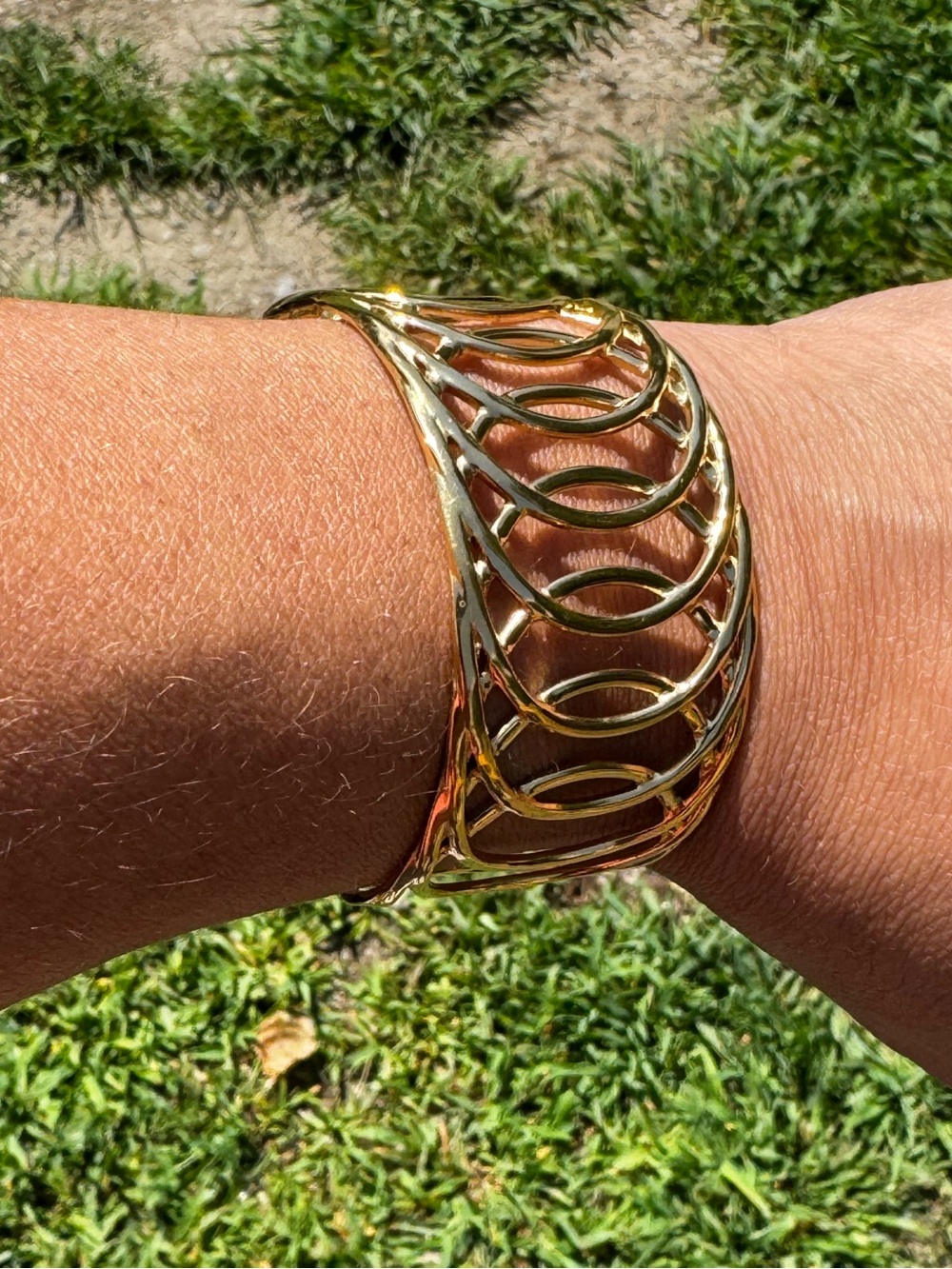 Gold Tone Stainless Steel Openwork Cuff Bracelet Adjustable Statement Bangle - Picture 6 of 7